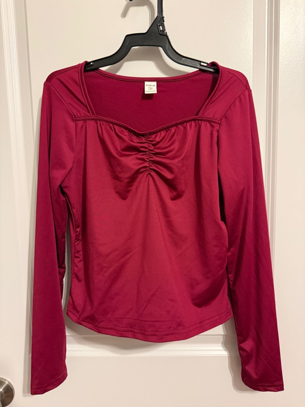 SHEIN Magenta Long-Sleeve Ruched Front Top